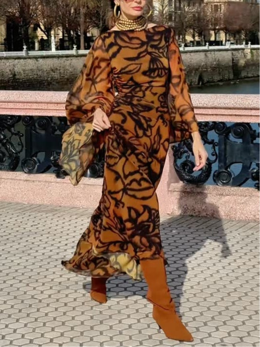 Petra | Ilga suknelė su spausdiniu Glamour paplūdimiui ruda